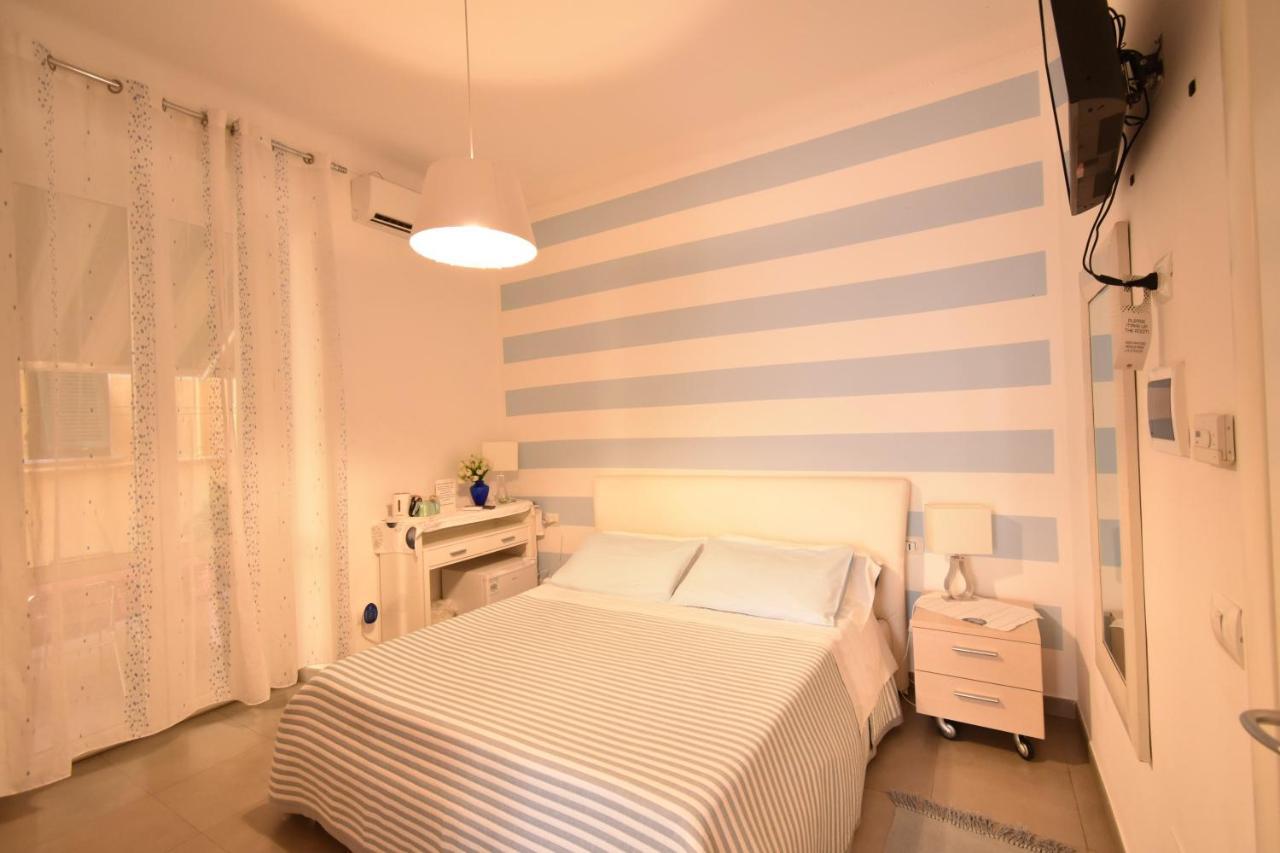Affittacamere E Appartamenti - Rent Rooms And Apartments Le Camere Nel Corso - Adults Only La Spezia Exteriér fotografie