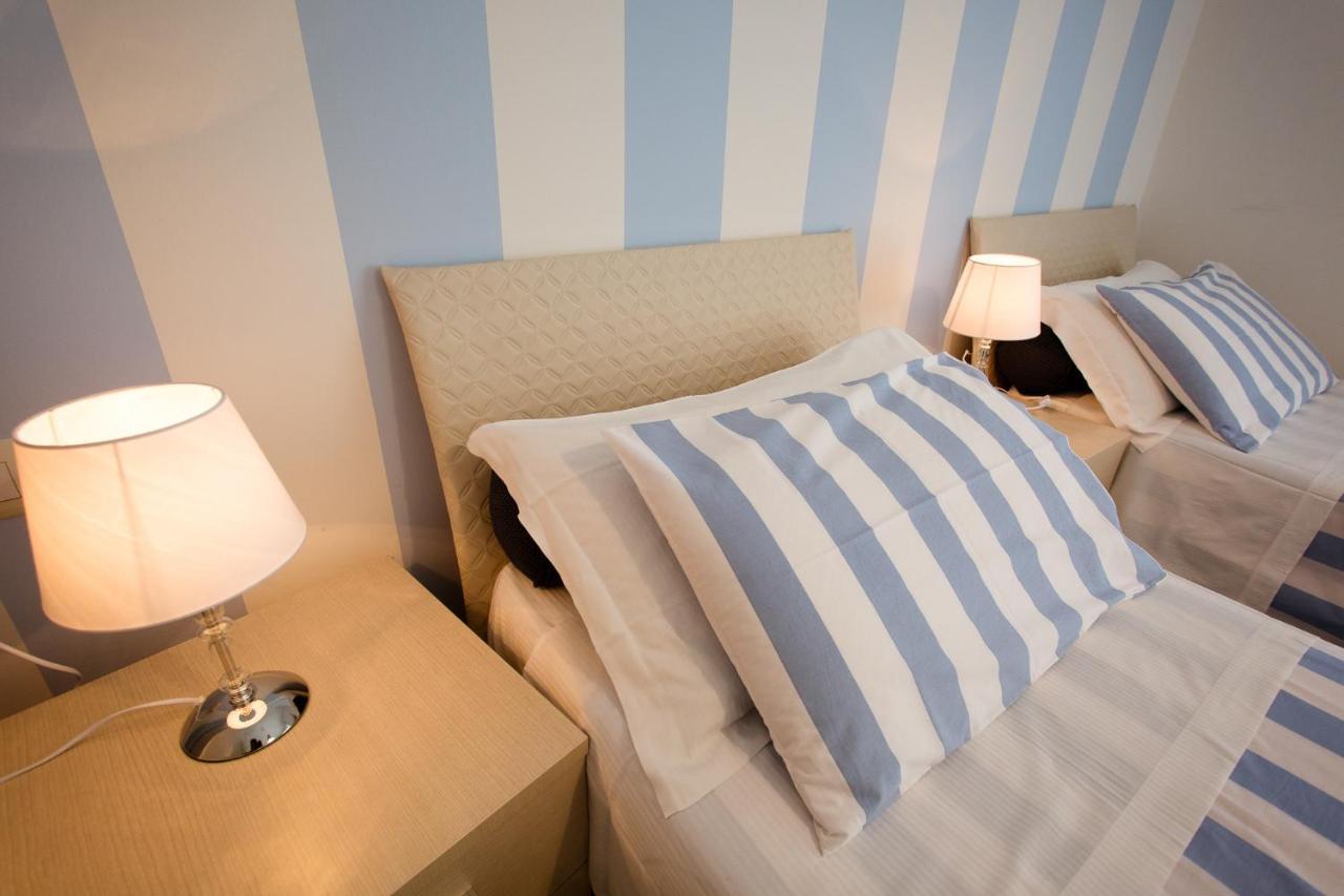 Affittacamere E Appartamenti - Rent Rooms And Apartments Le Camere Nel Corso - Adults Only La Spezia Exteriér fotografie