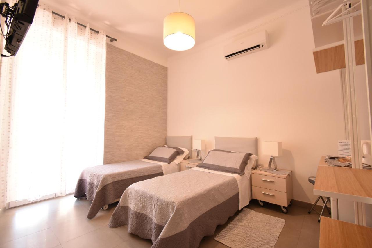 Affittacamere E Appartamenti - Rent Rooms And Apartments Le Camere Nel Corso - Adults Only La Spezia Exteriér fotografie