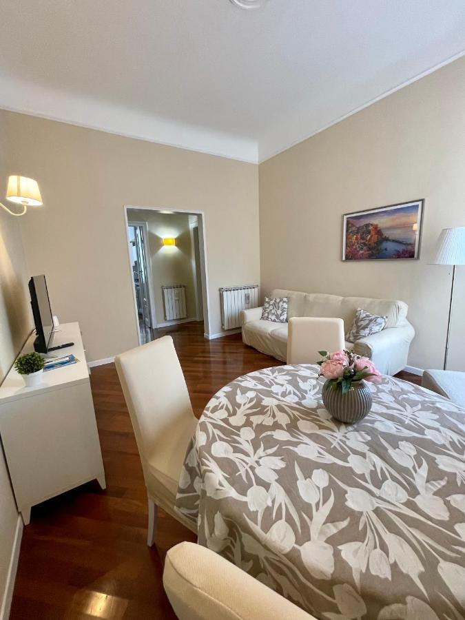 Affittacamere E Appartamenti - Rent Rooms And Apartments Le Camere Nel Corso - Adults Only La Spezia Exteriér fotografie