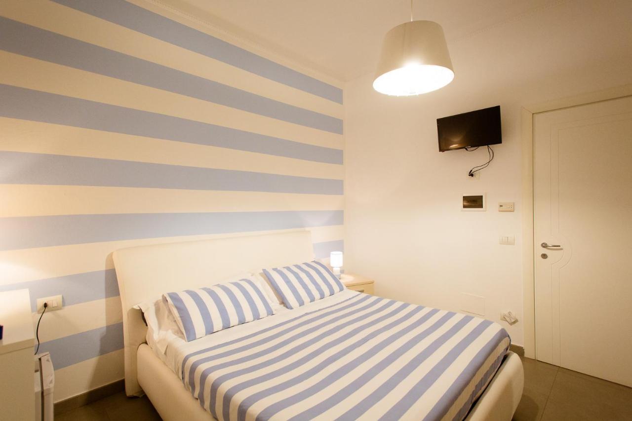 Affittacamere E Appartamenti - Rent Rooms And Apartments Le Camere Nel Corso - Adults Only La Spezia Exteriér fotografie