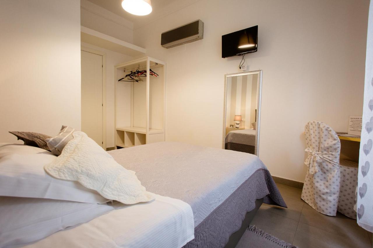 Affittacamere E Appartamenti - Rent Rooms And Apartments Le Camere Nel Corso - Adults Only La Spezia Exteriér fotografie