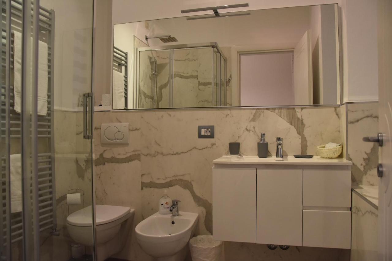 Affittacamere E Appartamenti - Rent Rooms And Apartments Le Camere Nel Corso - Adults Only La Spezia Exteriér fotografie